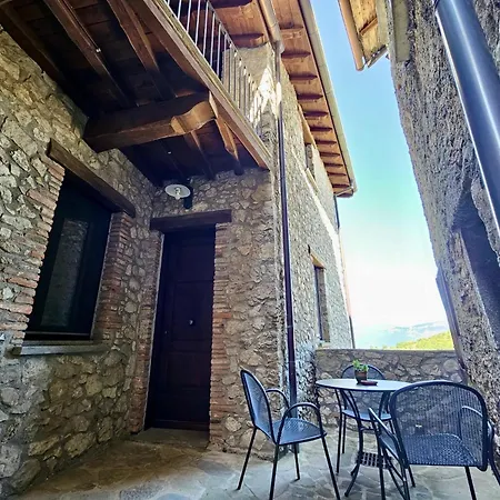 Natura 4*
